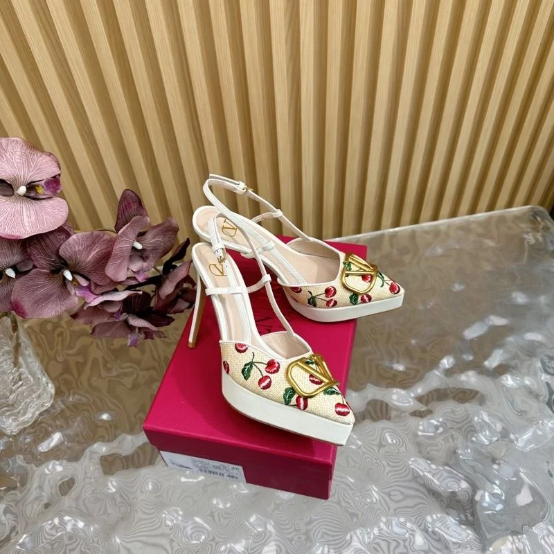 Bright Valentino Sandals 36378