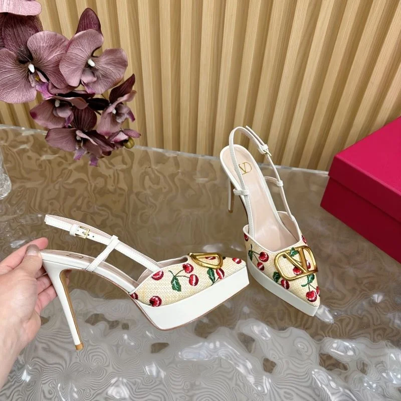 Bright Valentino Sandals 36378