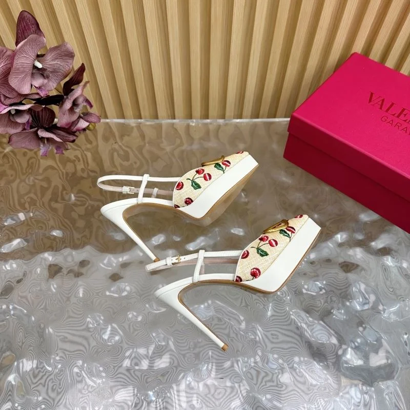 Bright Valentino Sandals 36378