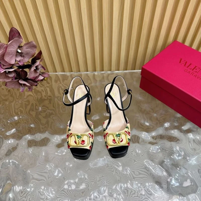 Valentino Sandals Modern 36381