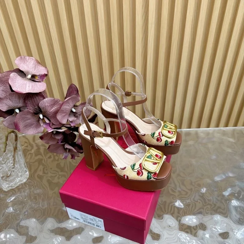 FastDry Valentino Sandals 36371
