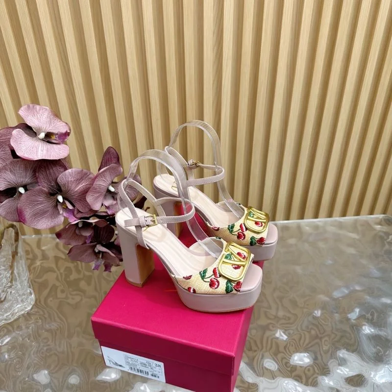 Valentino Sandals AllSeason 36352