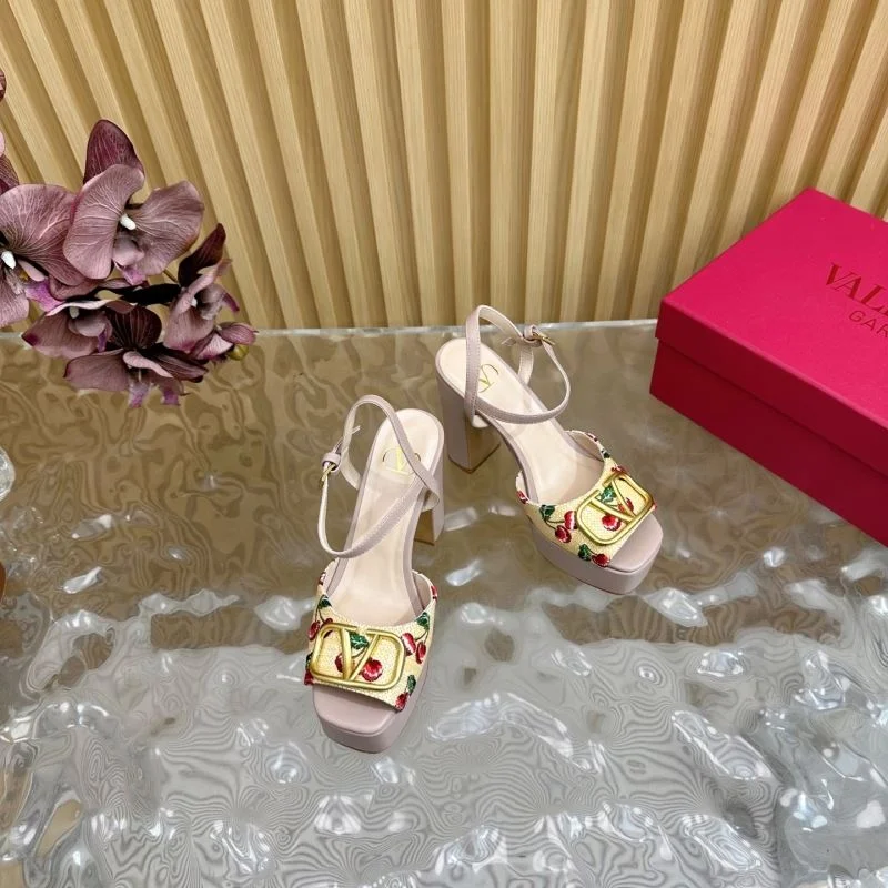 Valentino Sandals AllSeason 36352