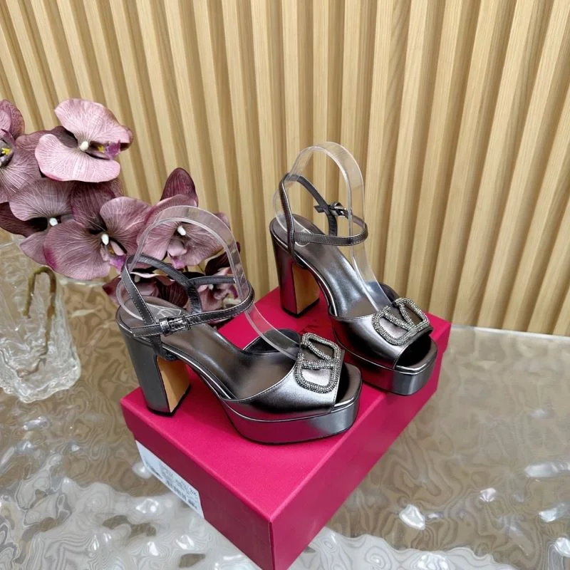 Valentino Sandals Durable 36379