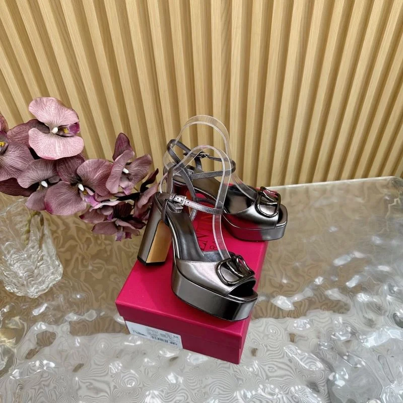 Valentino Sandals NewStyle 36372