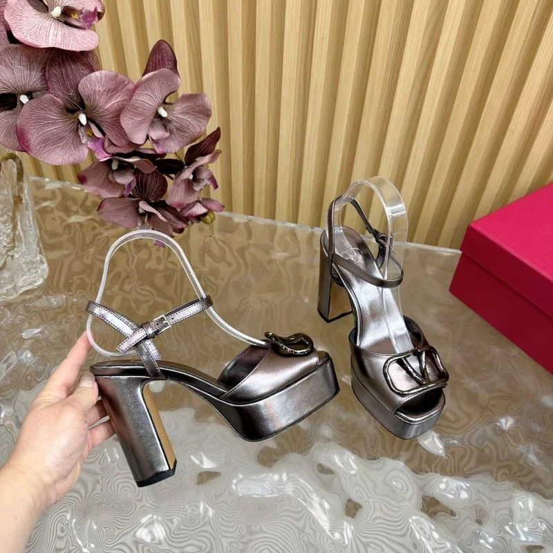 Valentino Sandals NewStyle 36372