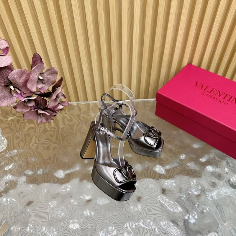 Valentino Sandals NewStyle 36372