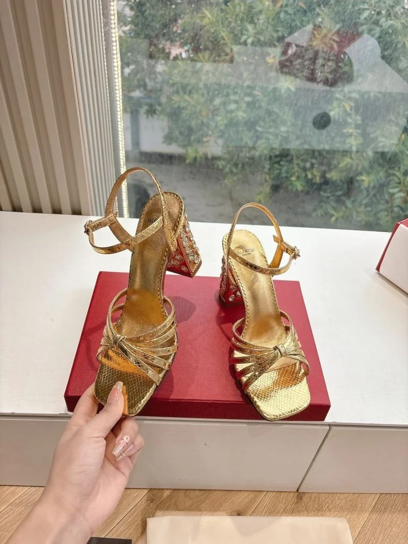 Valentino Sandals SmoothTexture 36377