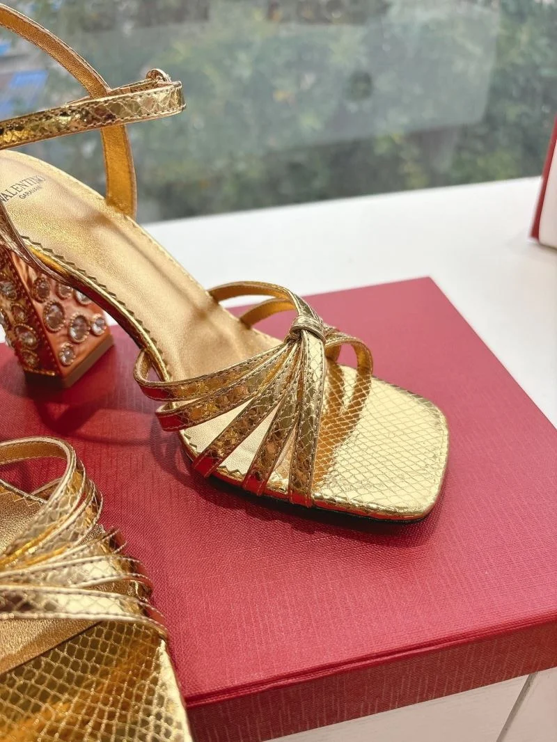 Valentino Sandals SmoothTexture 36377