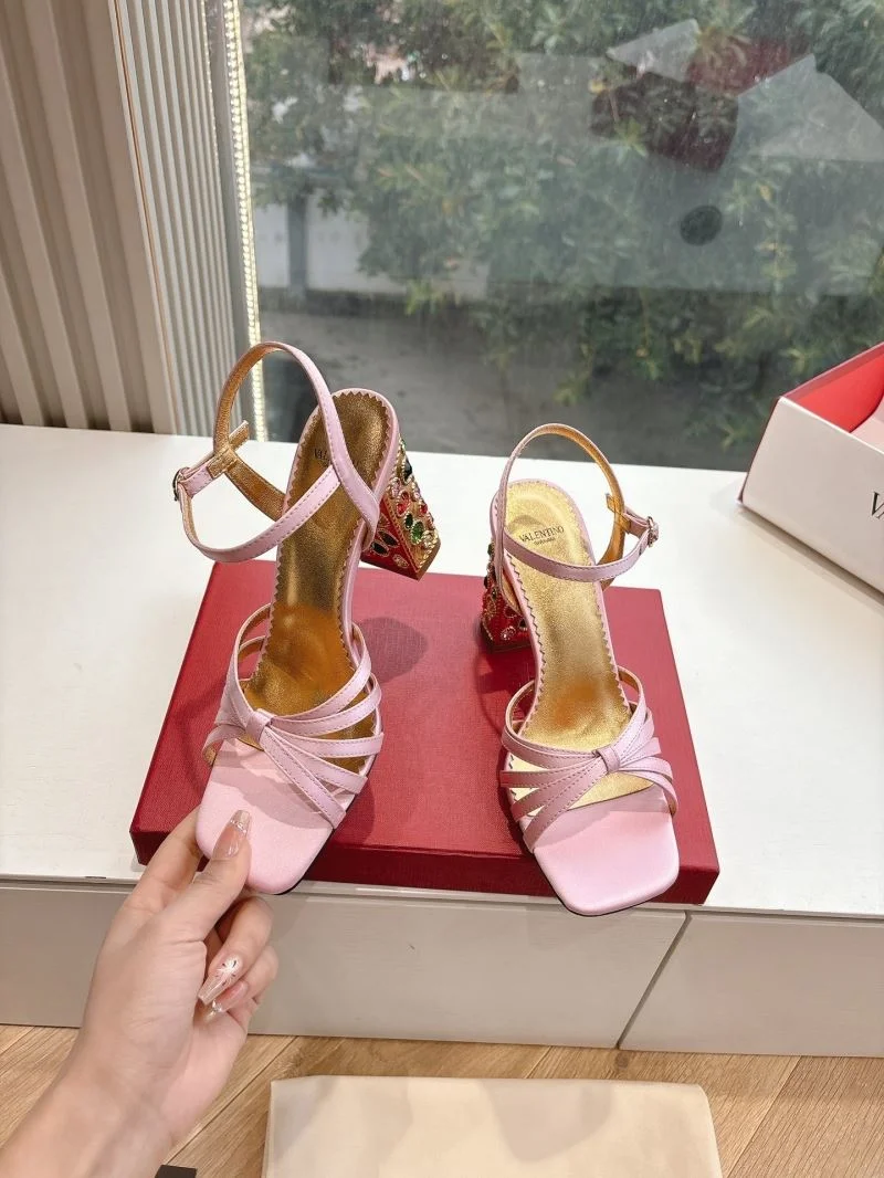 Valentino Sandals Classic 36368