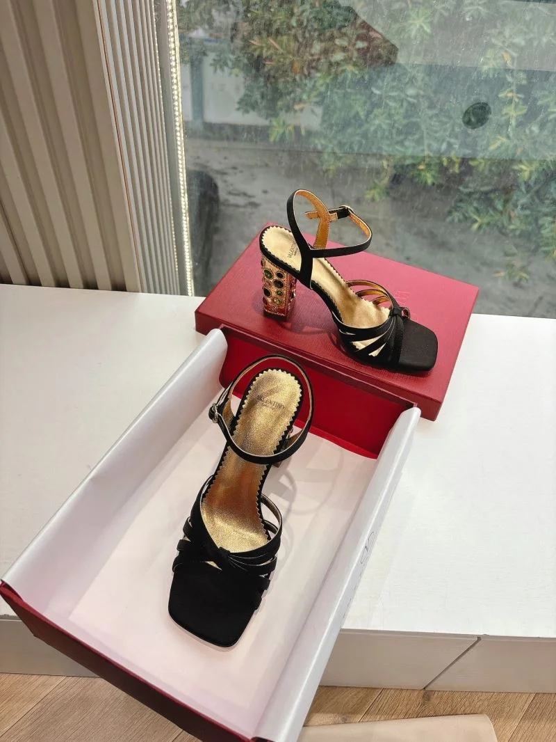 Valentino Sandals ComfortFit 36374