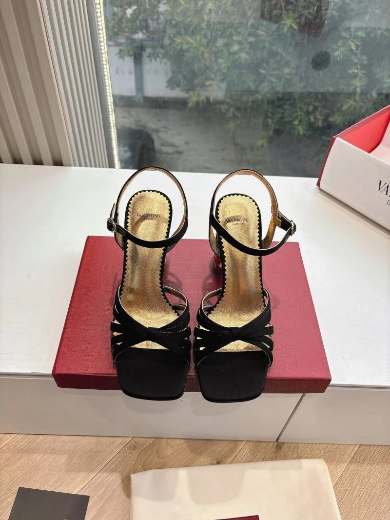 Valentino Sandals ComfortFit 36374