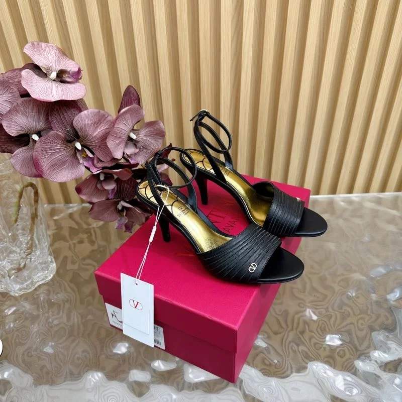 Packable Valentino Sandals 36357