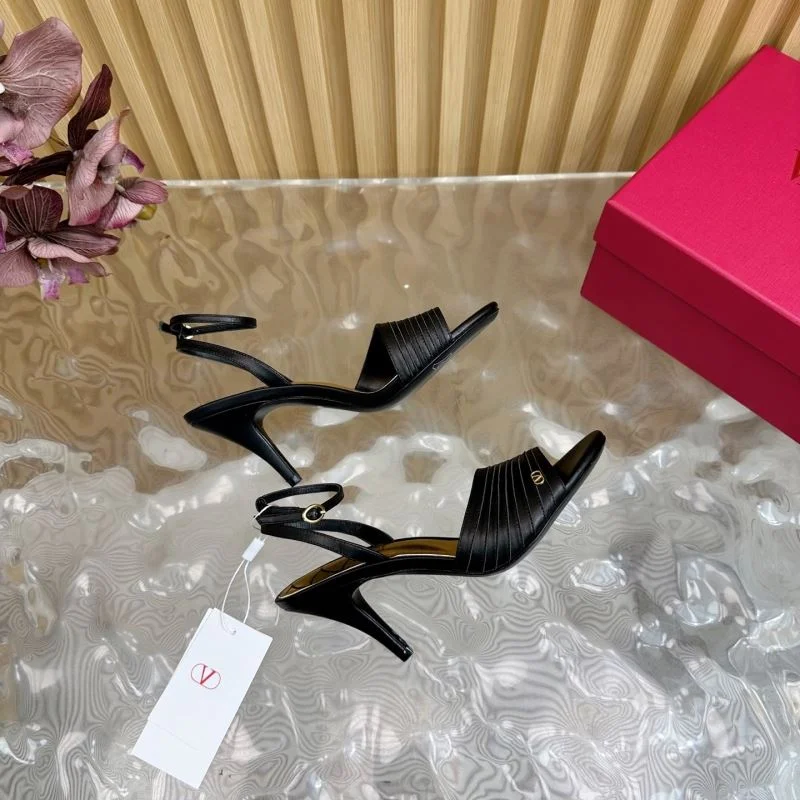 Packable Valentino Sandals 36357
