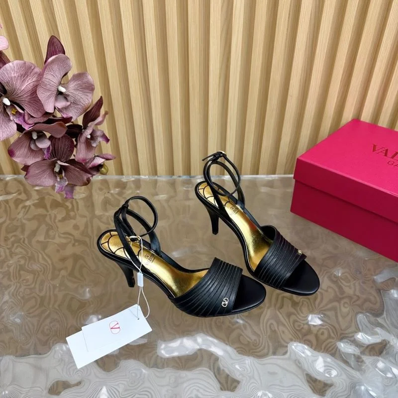 Packable Valentino Sandals 36357
