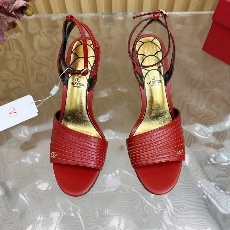 Valentino Sandals Snug 36365