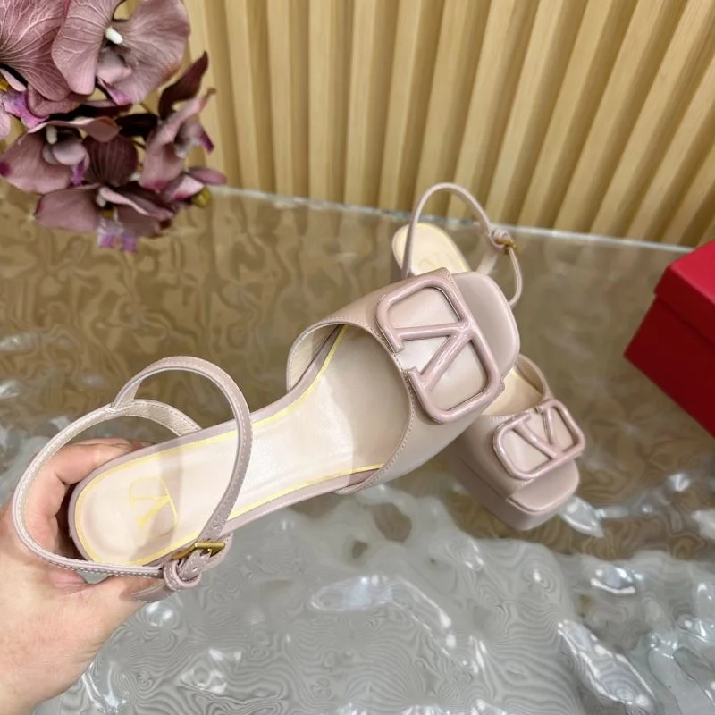 ComfortFit Valentino Sandals 36354