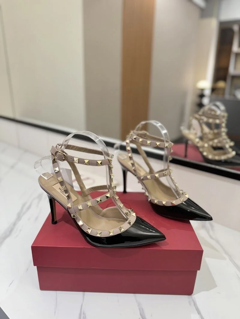 Comfortable Valentino Sandals 36356