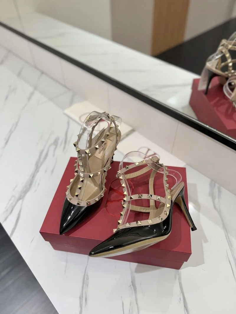 Comfortable Valentino Sandals 36356