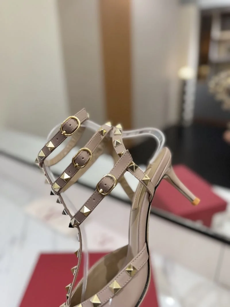 MoistureWicking Valentino Sandals 36347