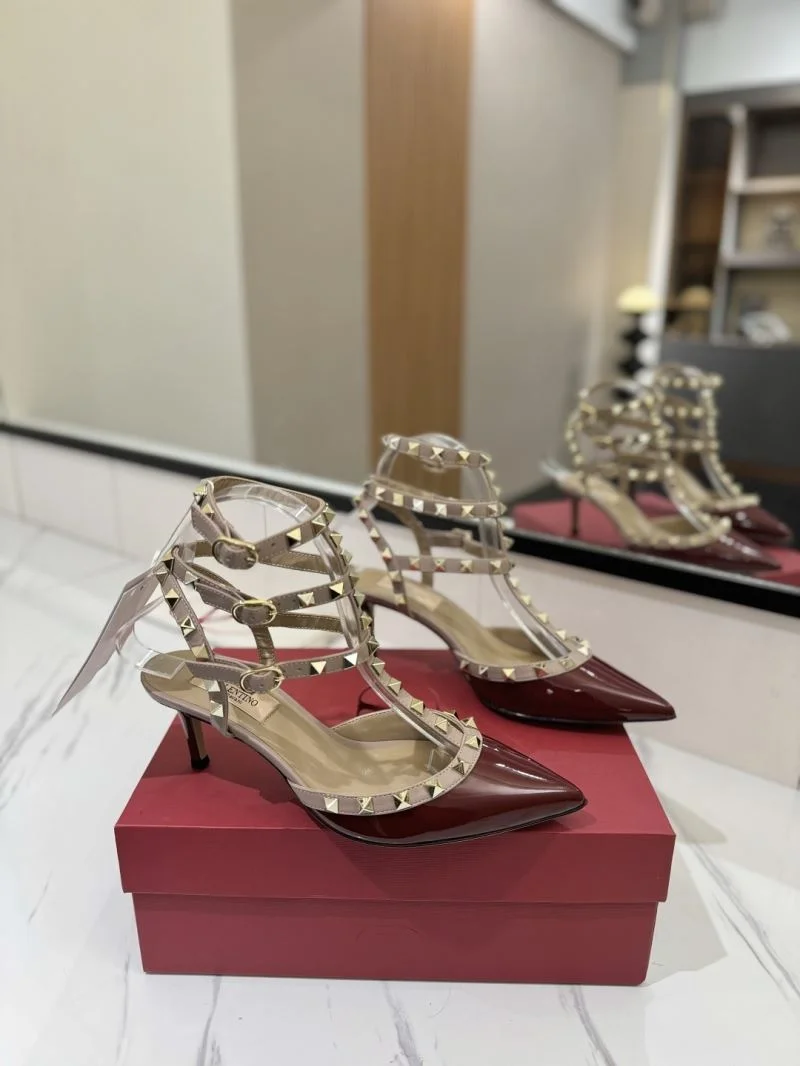 FlexibleFit Valentino Sandals 36344