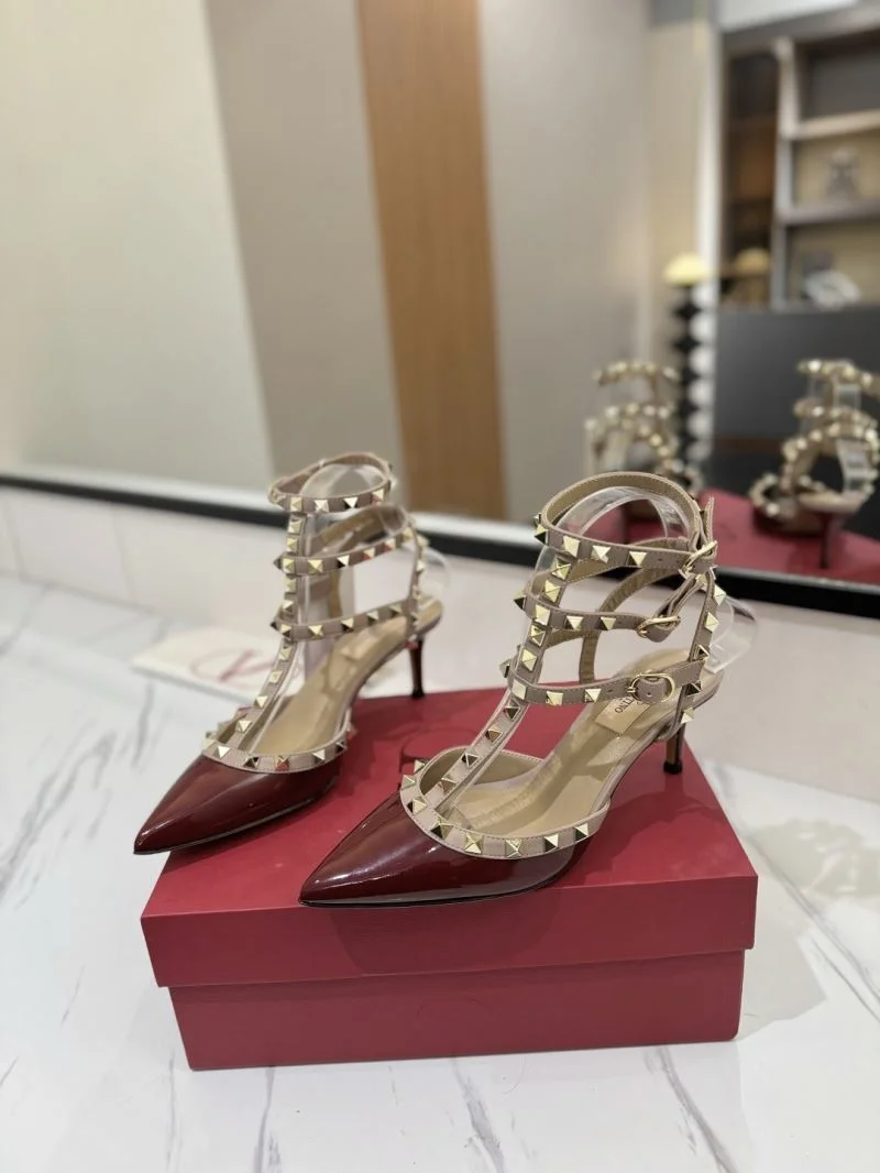 FlexibleFit Valentino Sandals 36344