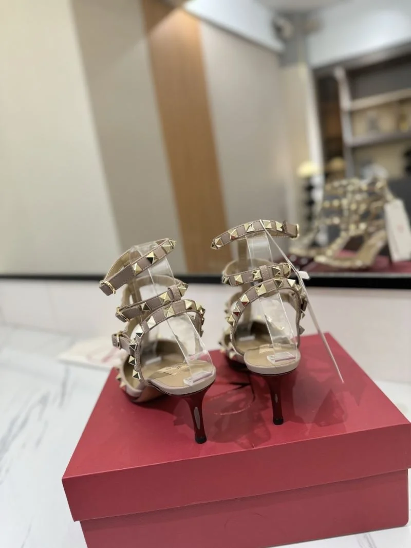 FlexibleFit Valentino Sandals 36344