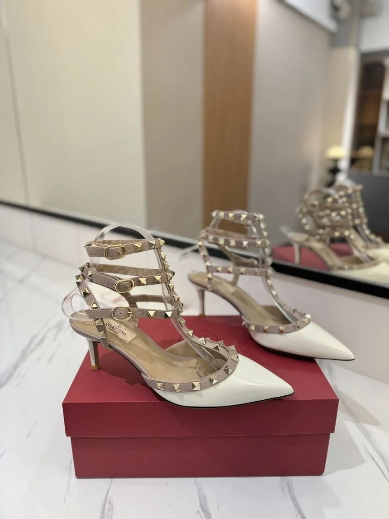QuickDry Valentino Sandals 36342