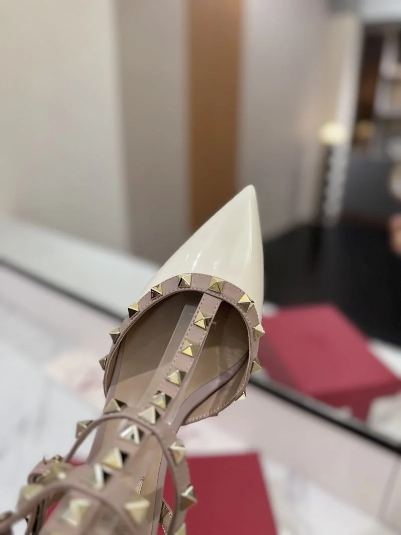QuickDry Valentino Sandals 36342