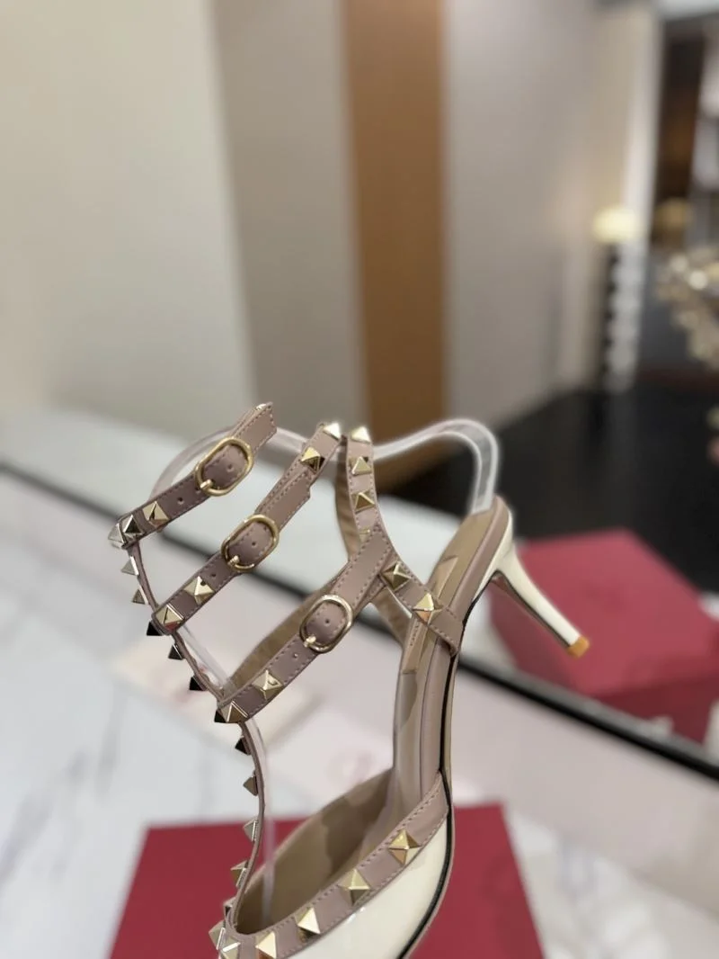 QuickDry Valentino Sandals 36342