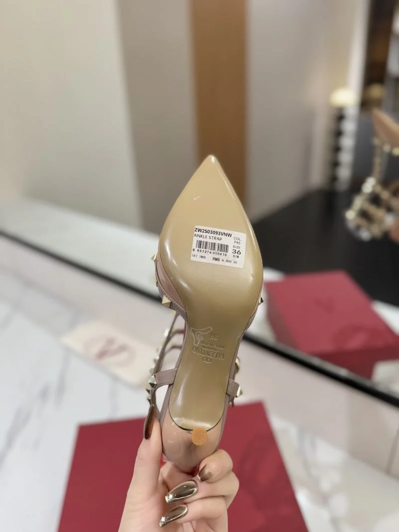 Valentino Sandals WaterResistant 36343