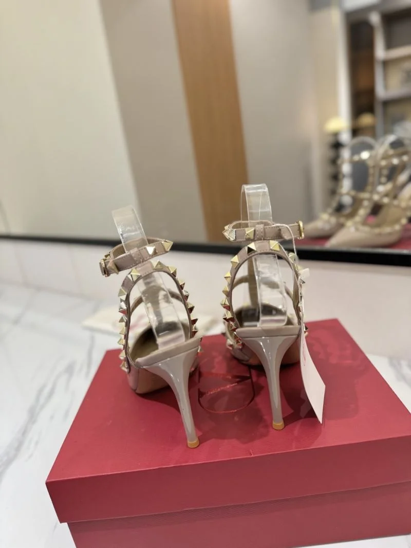 Valentino Sandals Vibrant 36333