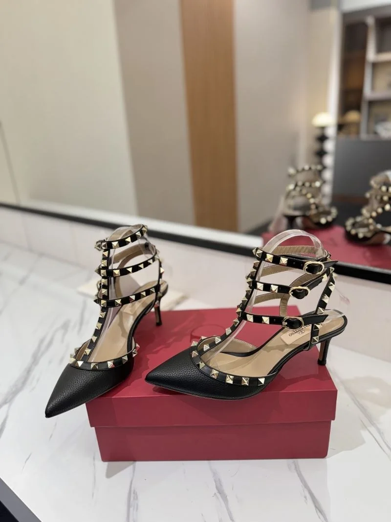 Valentino Sandals NewStyle 36330