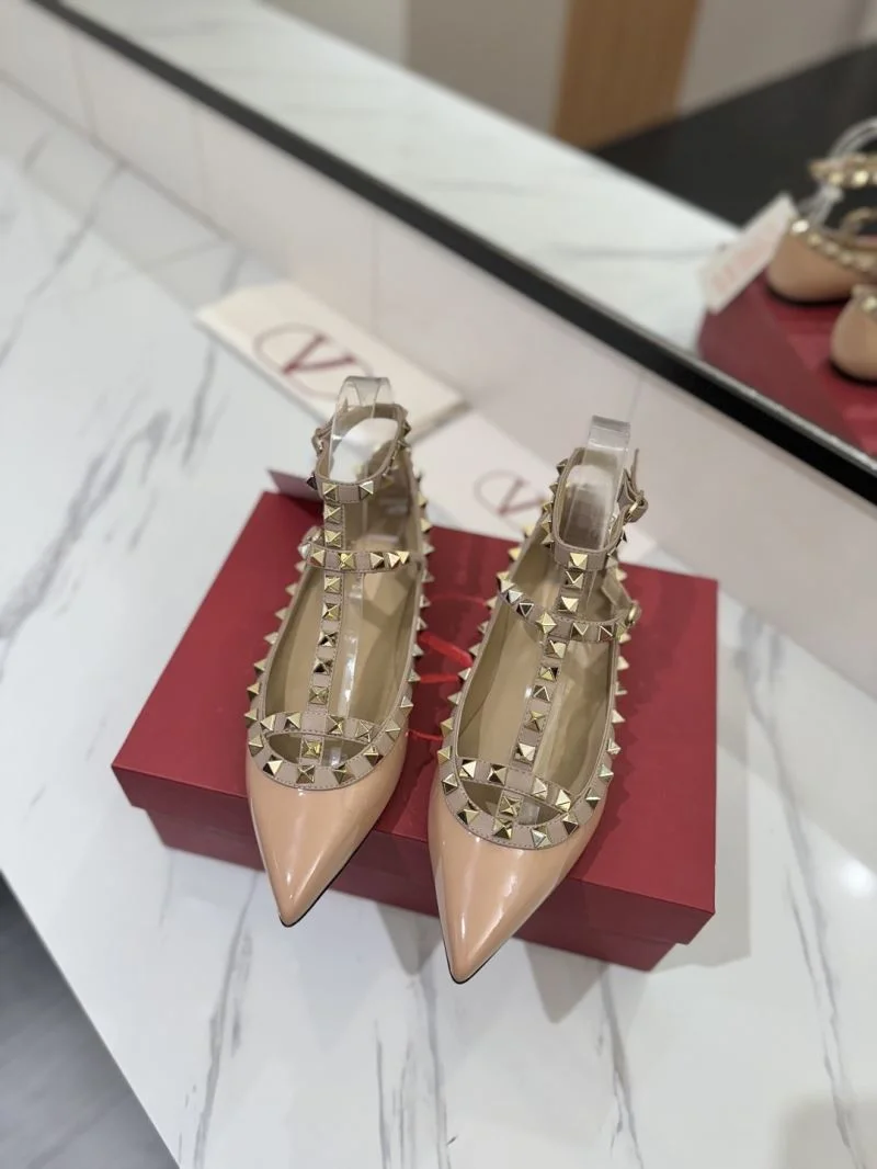 Efficient Valentino Sandals 36331