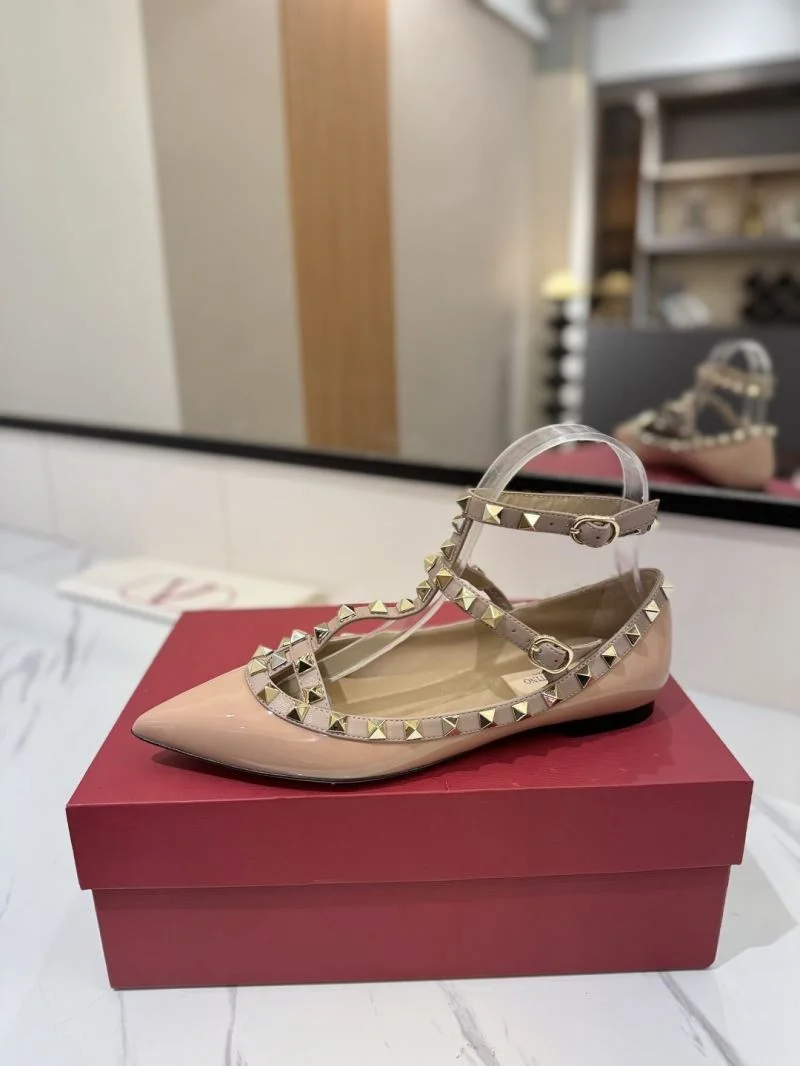 Efficient Valentino Sandals 36331