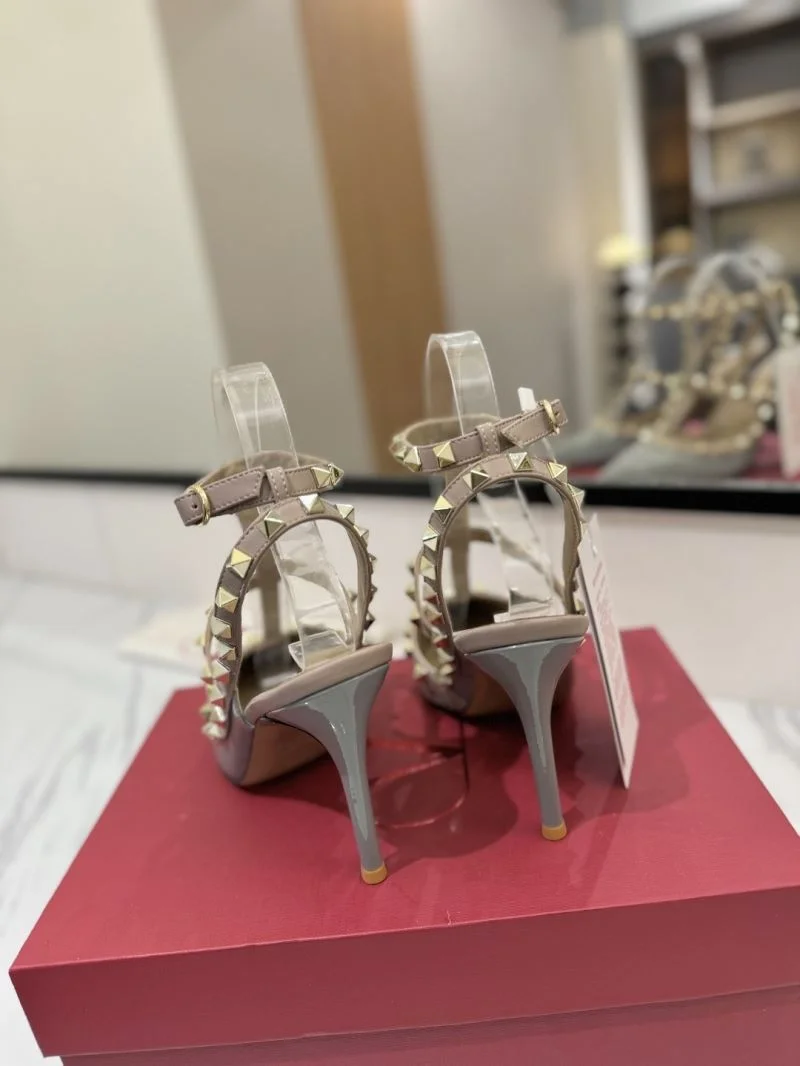 Valentino Sandals Minimalist 36324