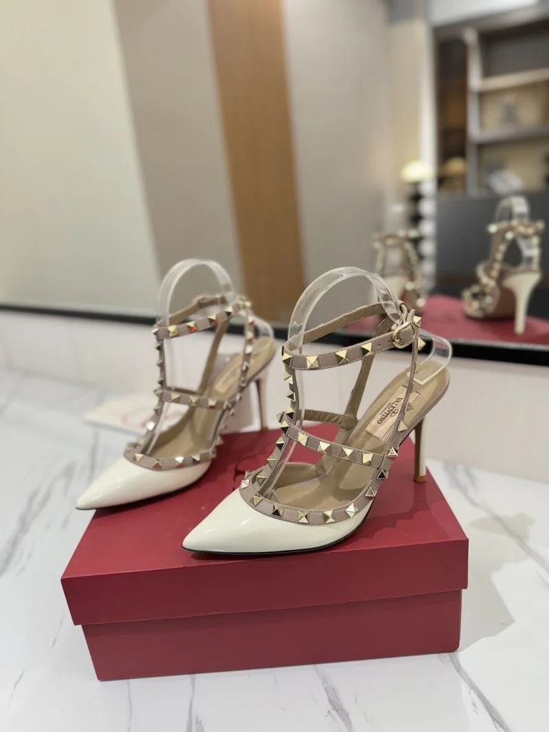 Valentino Sandals Neat 36335