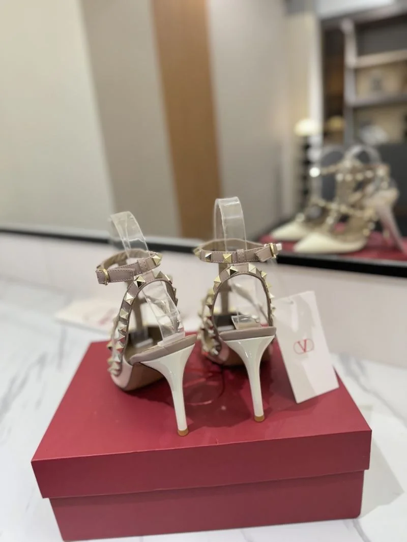 Valentino Sandals Neat 36335