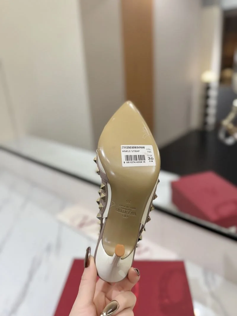 Valentino Sandals Neat 36335