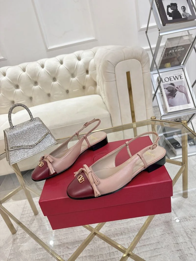 NewStyle Valentino Sandals 36316