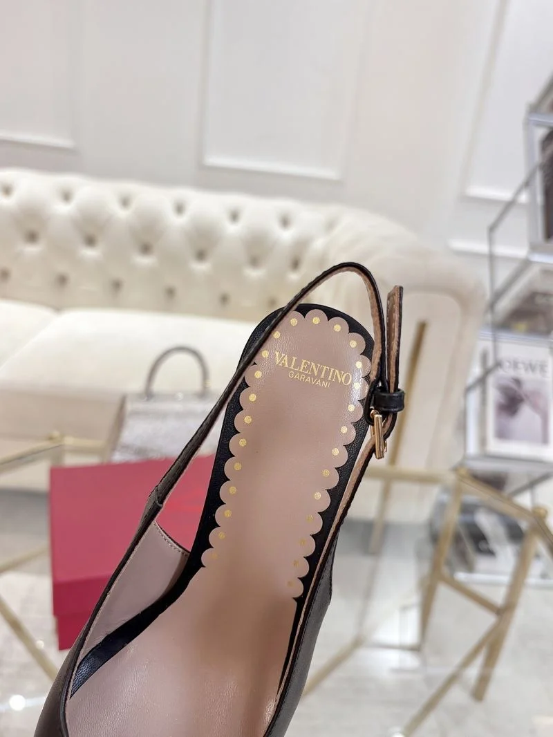 Valentino Sandals TravelReady 36337