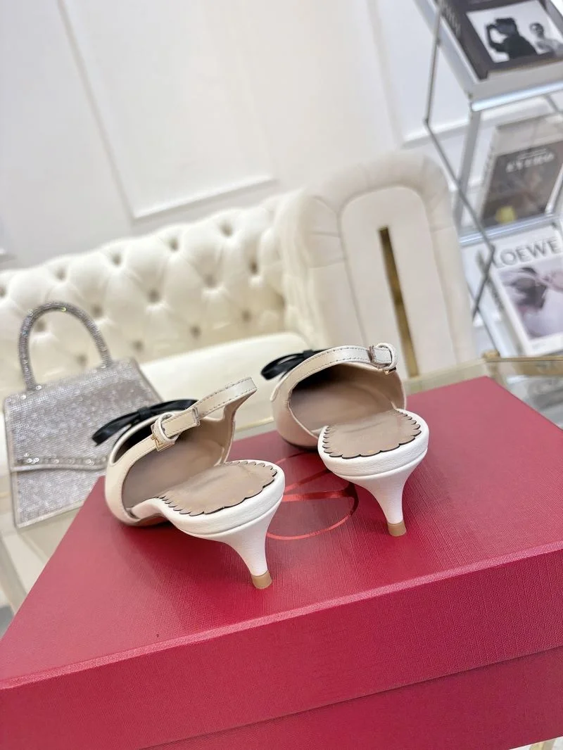 Unique Valentino Sandals 36306