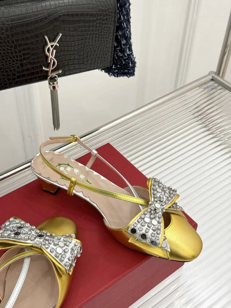 RelaxedFit Valentino Sandals 36312