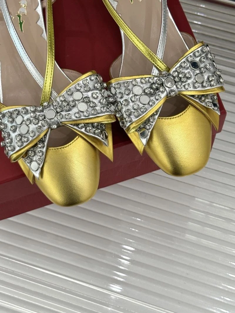 RelaxedFit Valentino Sandals 36312