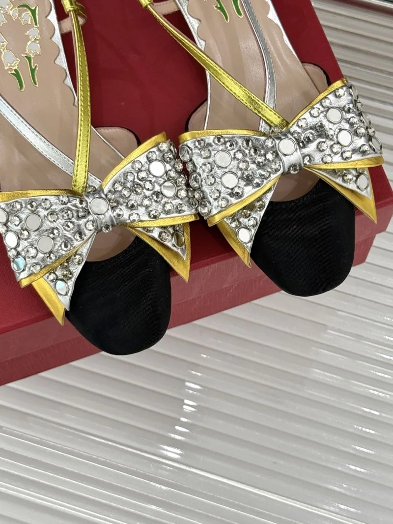 EyeCatching Valentino Sandals 36305