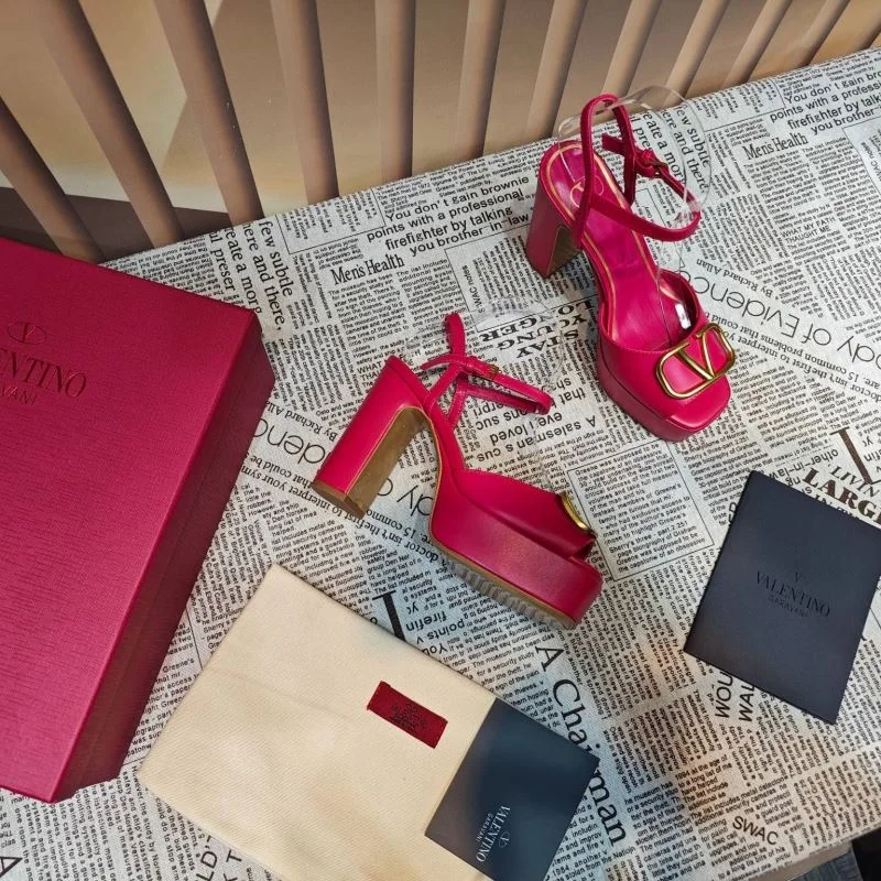 Valentino Sandals SunProtective 37069