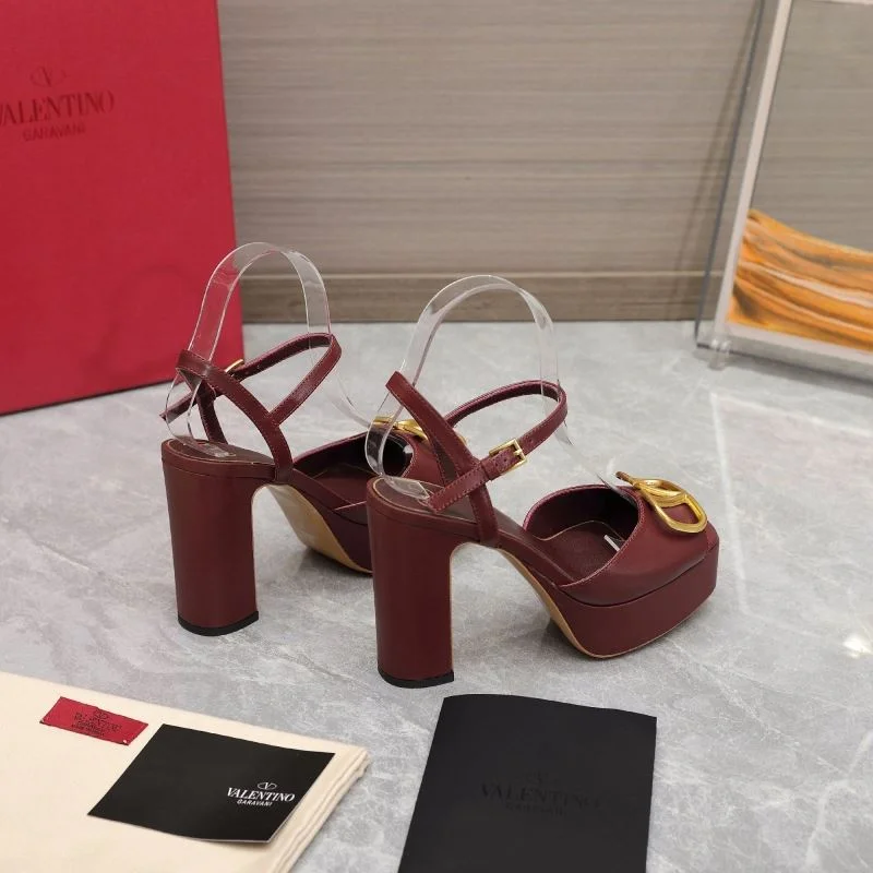 ModernLook Valentino Sandals 37064