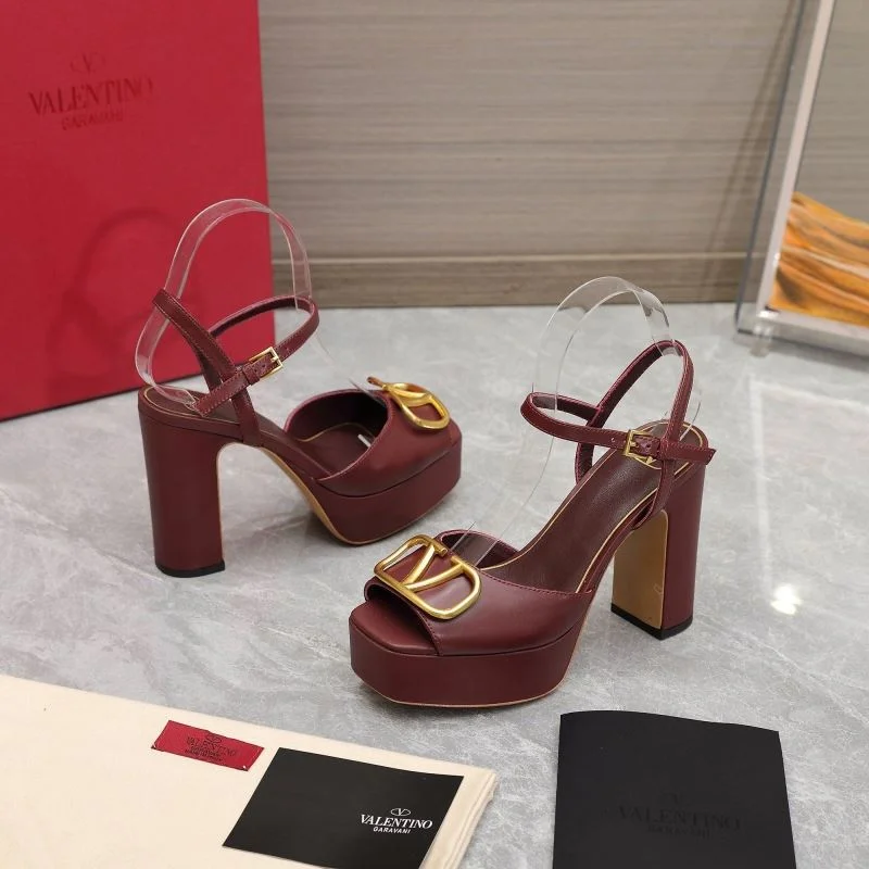 ModernLook Valentino Sandals 37064