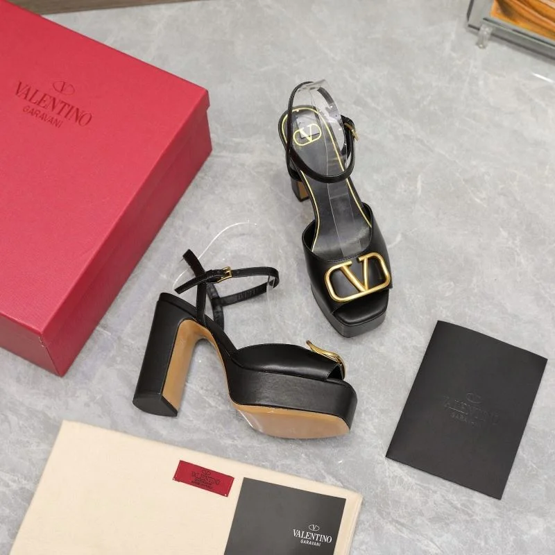 GoodFit Valentino Sandals 37063