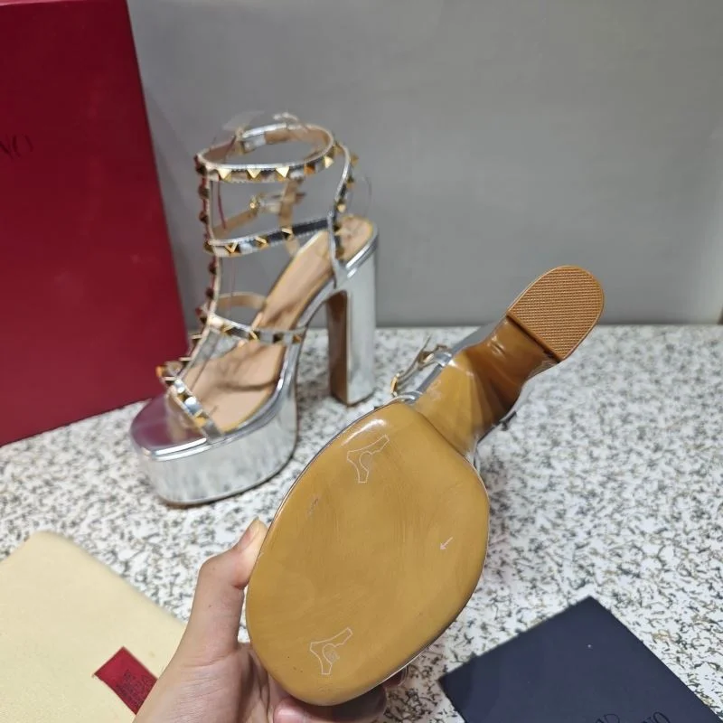 Valentino Sandals Sophisticated 37061